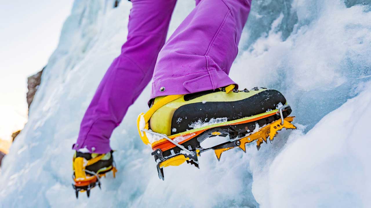 راهنمای خرید مناسب ترین کفش کوهنوردی در زمستان