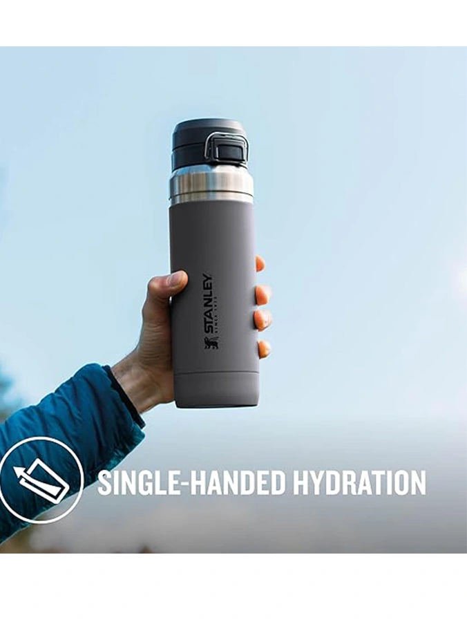 قمقمه استنلی مدل Stanley Quick-Flip Water Bottle 0.7L