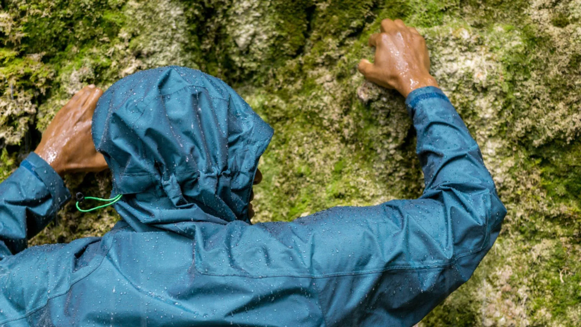 کوهنوردی در باران