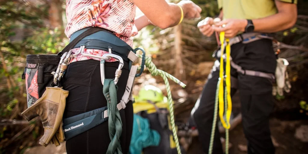 هارنس کوهنوردی چیست