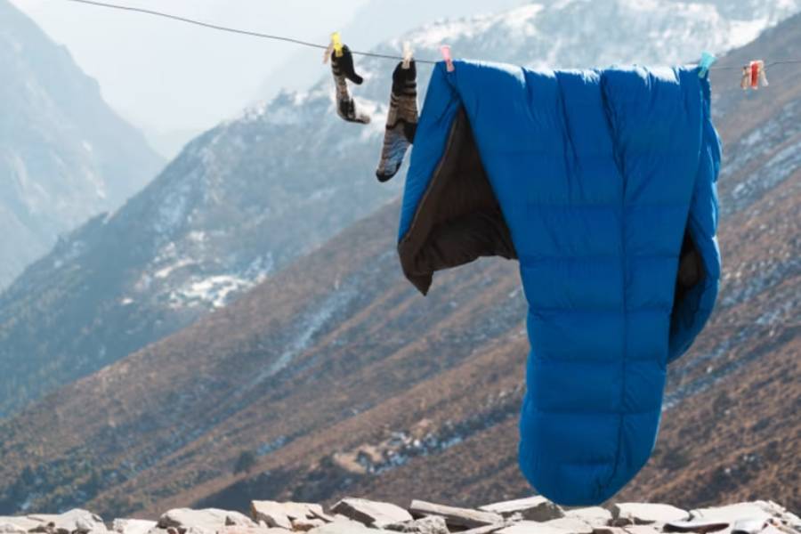 نحوه صحیح خشک کردن کیسه خواب