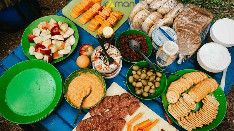قبل از کوهنوردی چه غذاهایی مناسب نیستند؟